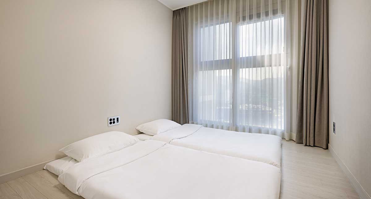 Grand City View Three Room